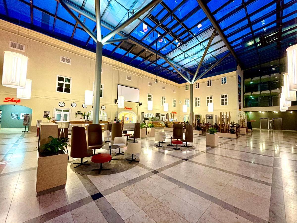Jufa Hotel Wien City Exteriör bild